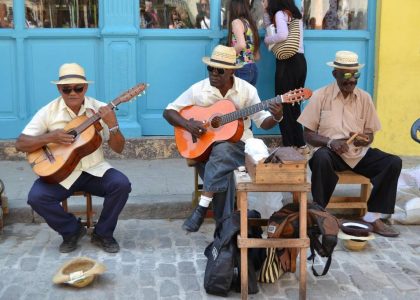 Rencontres et culture : ce que l’autotour révèle de la vraie Cuba